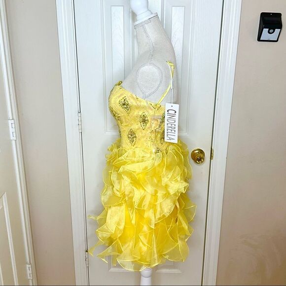 NWT CINDERELLA Size 8 Yellow Rhinestone Tulle Prom/Formal Dress - Picture 6 of 14